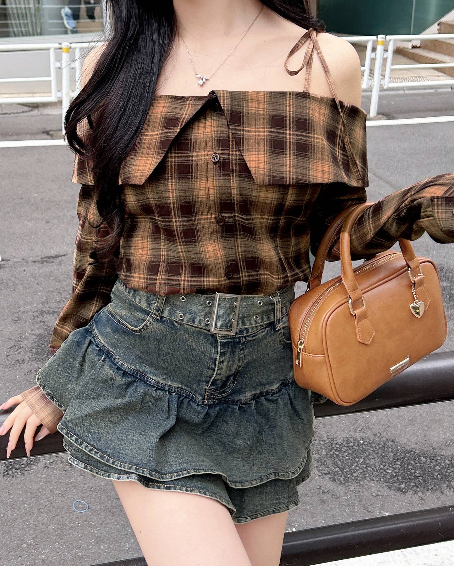 INGNI Denim frill miniskirt pants with belt