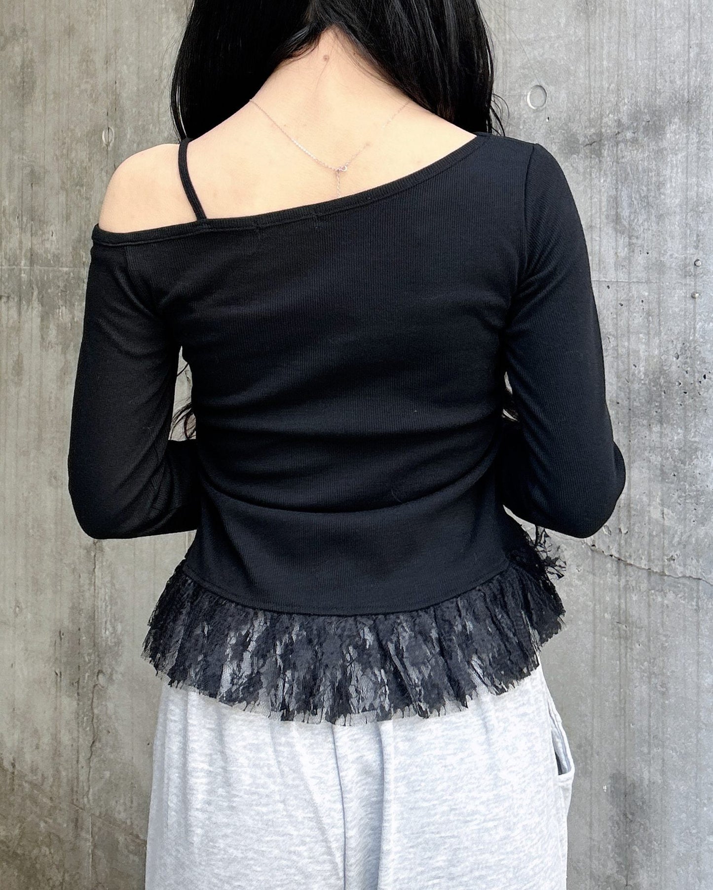 INGNI One-shoulder lace layered tops