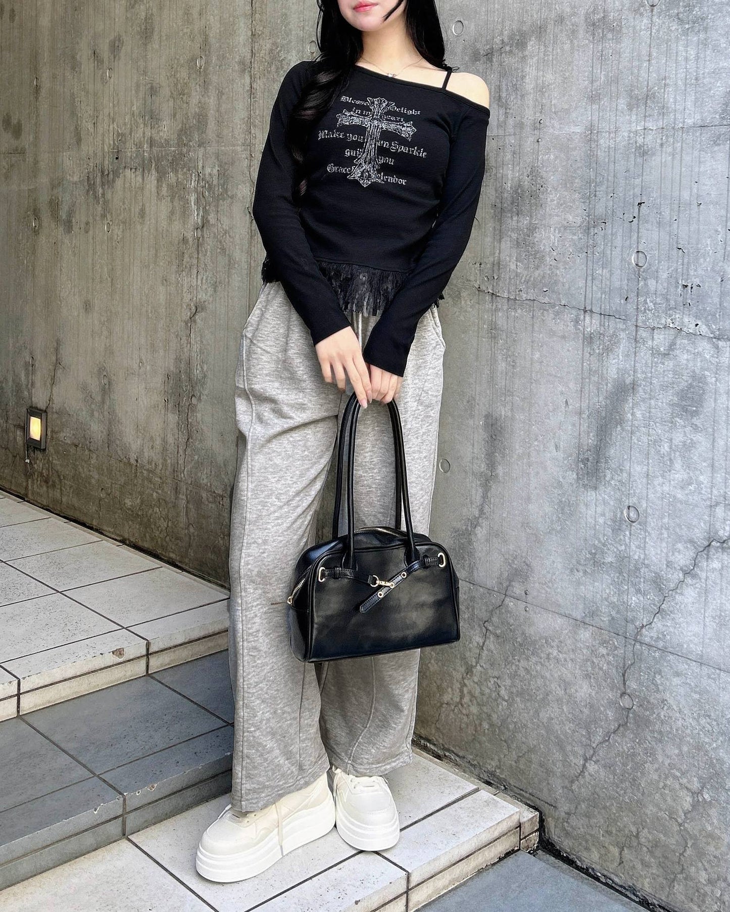INGNI One-shoulder lace layered tops