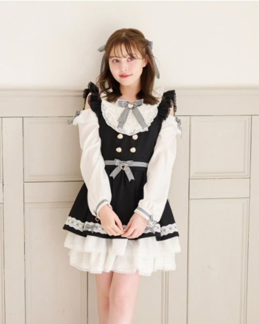 LizLisa Off-Shoulder Yoke Frill One-piece