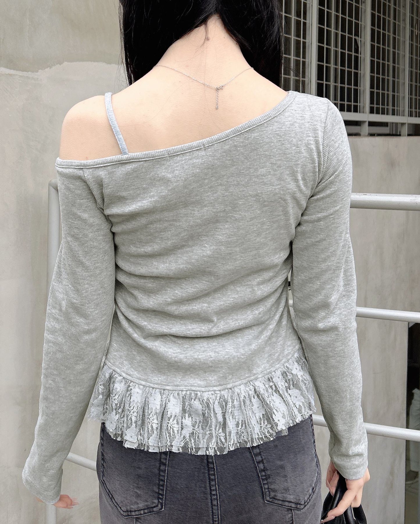INGNI One-shoulder lace layered tops