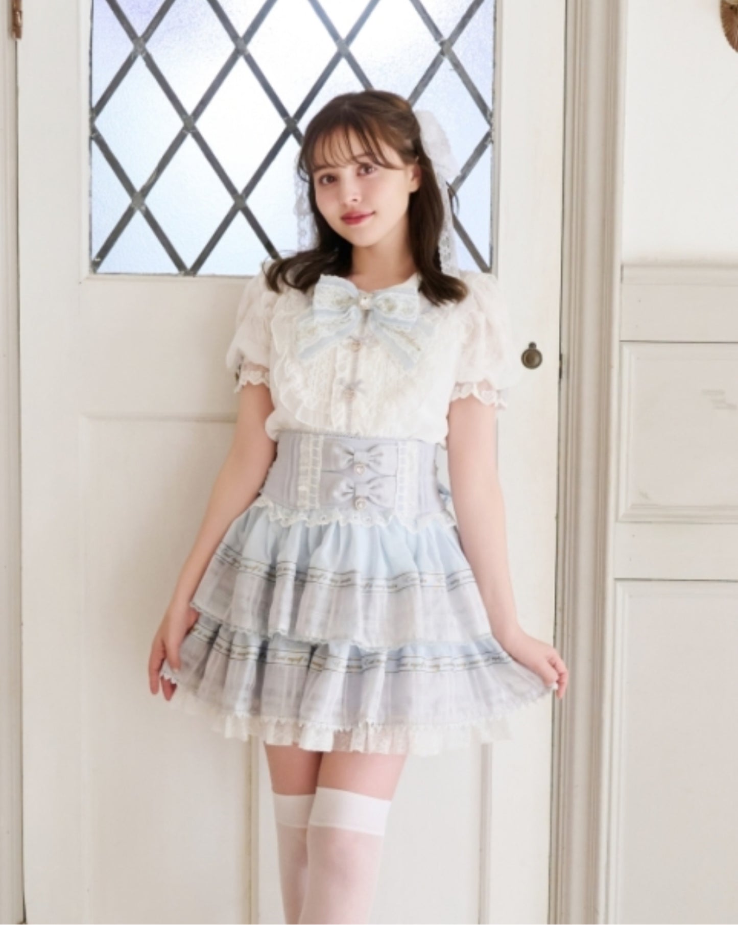LizLisa Ribbon Lace Collar Blouse